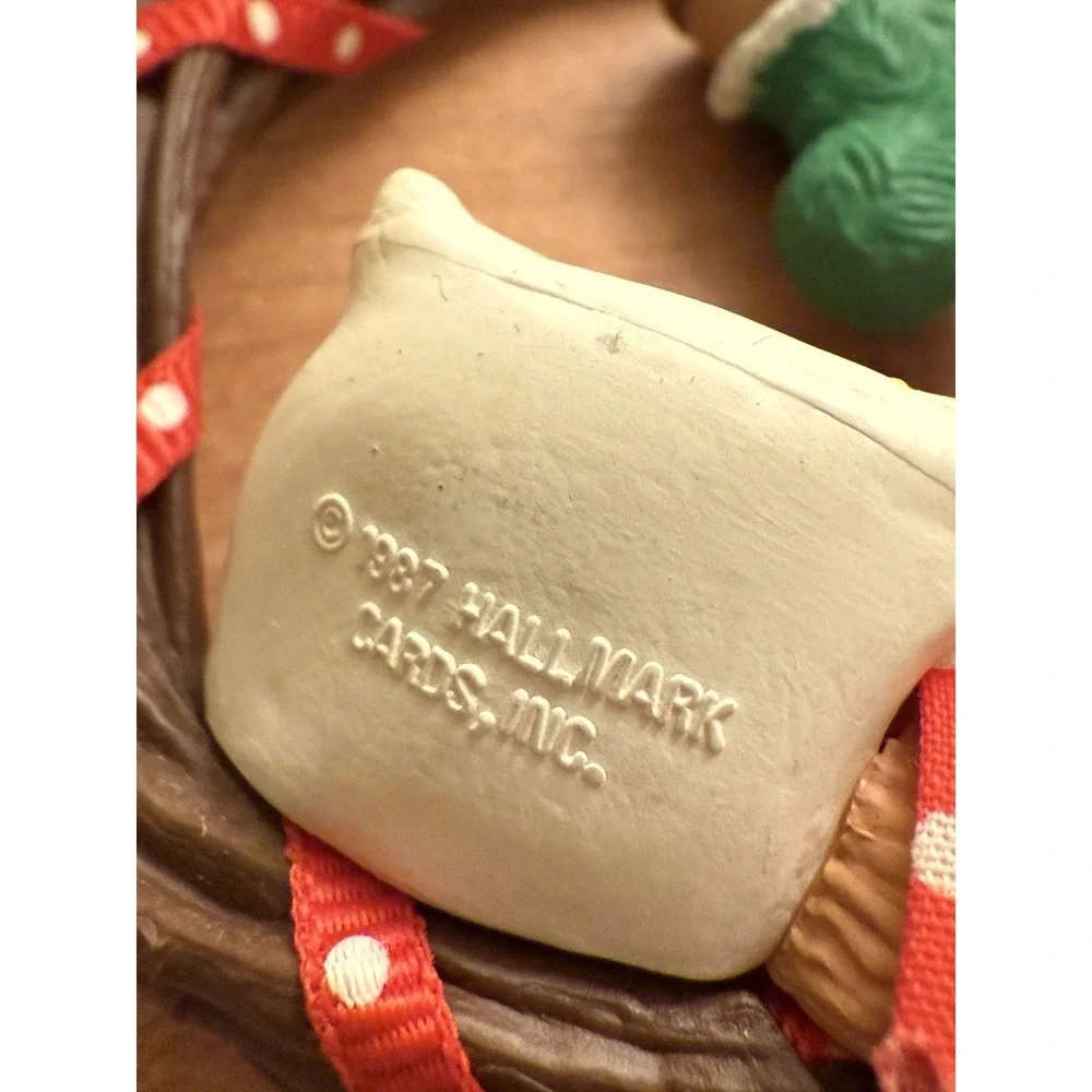 HALLMARK 1987 TREETOP‎ DREAMS